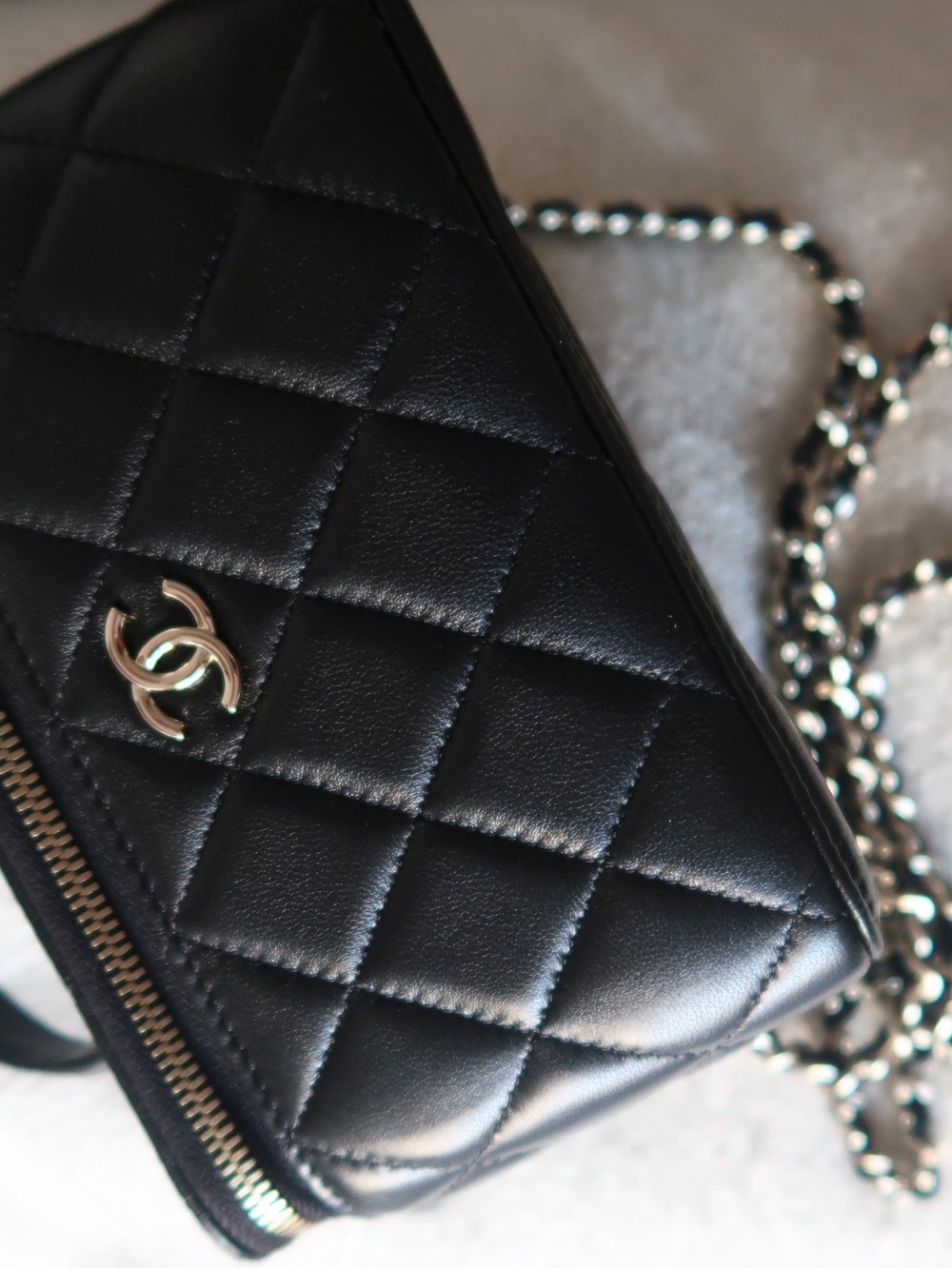 Black Quilted Vanity Leather Crossbody Bag with Chain